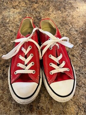 Converse‎ Kids Red Canvas Low-Top Sneakers with White Accents